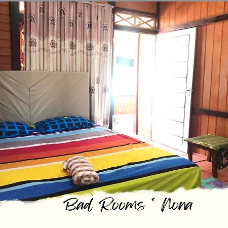 Heiner Homestay Bunaken Extérieur photo