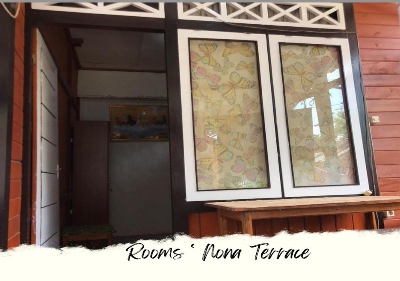 Heiner Homestay Bunaken Extérieur photo