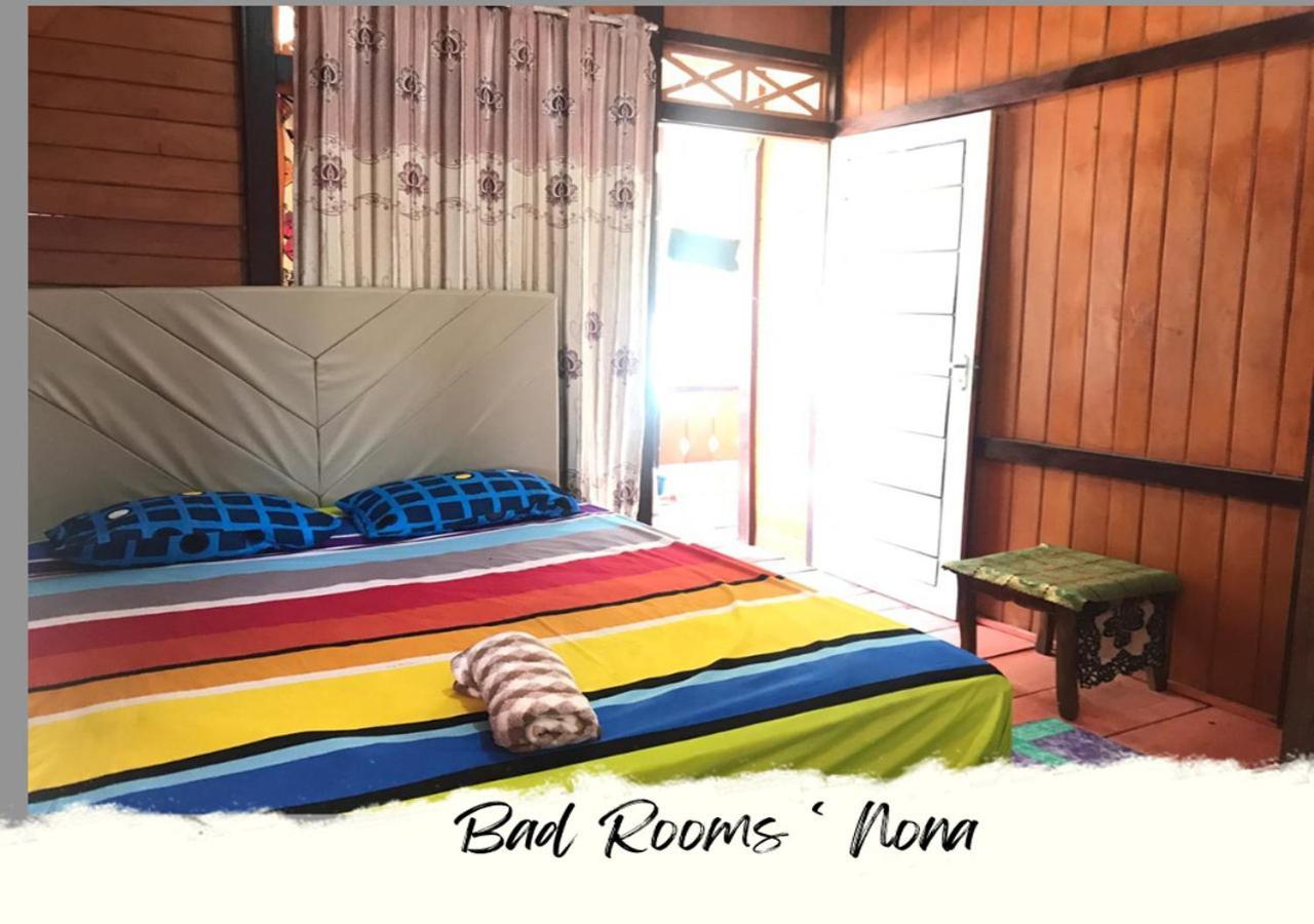 Heiner Homestay Bunaken Extérieur photo