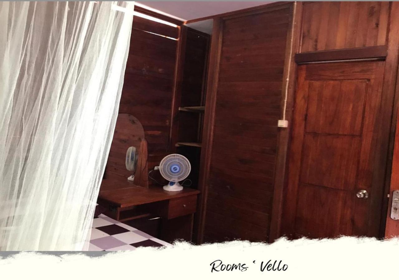 Heiner Homestay Bunaken Extérieur photo